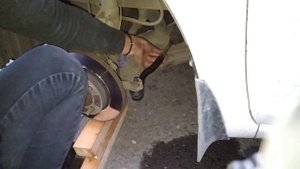 Замена рулевого наконечника на Toyota Vitz