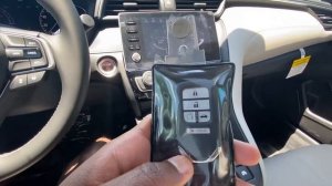 Новая Honda Insight 2022