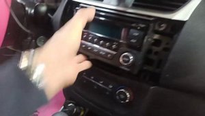 2016 Nissan Sentra how to remove radio