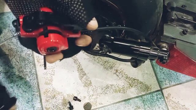 как поменять тормозные колодки на электросамокате на kugoo m 4 /pro замена ремонт тормозной системы