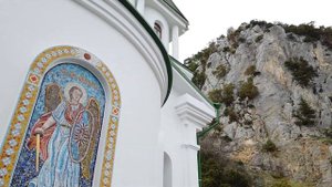 Крым. Ялта. Храм Архангела Михаила в Ореанде