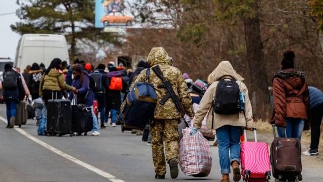 СРОЧНО! Европе украинские беженцы больше не нужны!