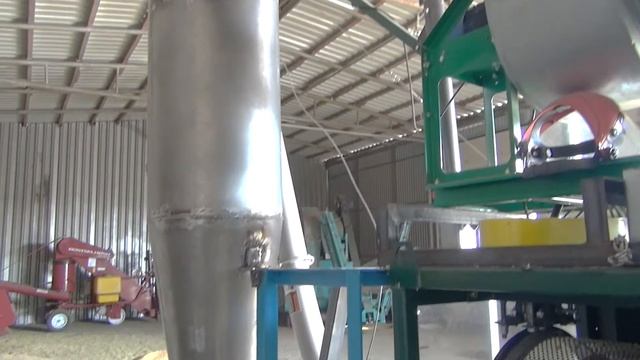 Машина Зерноочистительная сепаратор барабанного типа