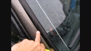 Затекает вода в салон автомобиля Лада 4*4 Нива. Решаем проблему.