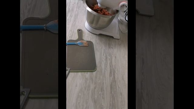 котлеты из баранины и говядины... очень сочные котлеты... необычные котлеты