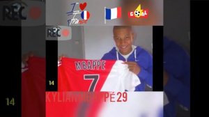 КИЛИАН МБАППЕ В ДЕТСТВЕ! ПОСМОТРЕМ ЧТО ОН ТВОРИЛ В ДЕТСТВЕ 😕