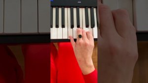 Как легко прокачать АККОРДЫ - самое легкое упражнение - как научиться играть на пианино