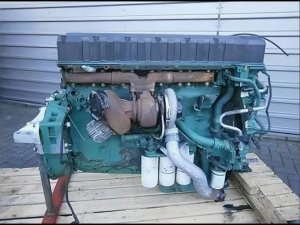 Р-К   выпускного коллектора VOLVO FH 12 и замена масел