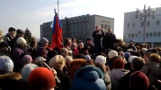 Восточная Украина (г. Попасная) за Россию! смотреть онлайн