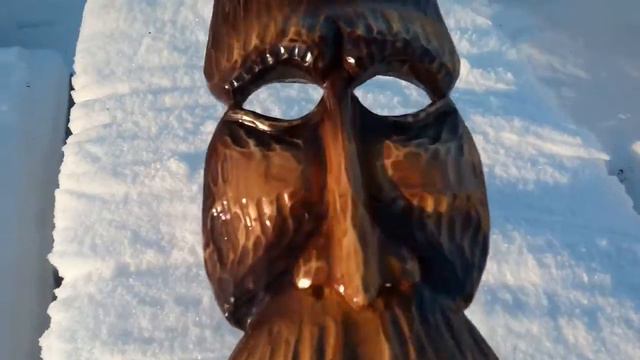Резьба по дереву, вырезал маску из липы. Wood carving.