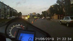 ДПС Самара,человек 50 на одной улице