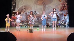 "Антошка пойдем копать картошку"