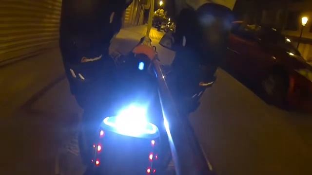 Segunda salida nocturna 2 ninebot z8 por Vigo смотреть онлайн