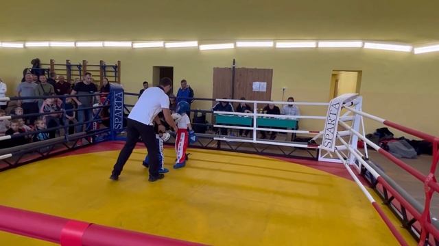1️⃣Мои самые первые соревнования по кикбоксингу, первый бой.