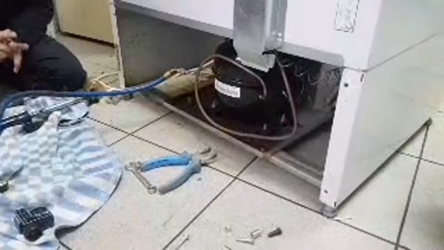 Ремонт Холодильника Замена Компрессора смотреть онлайн