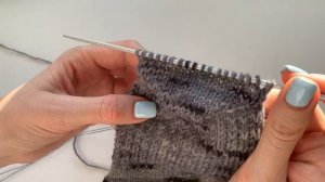 Простые носки спицами