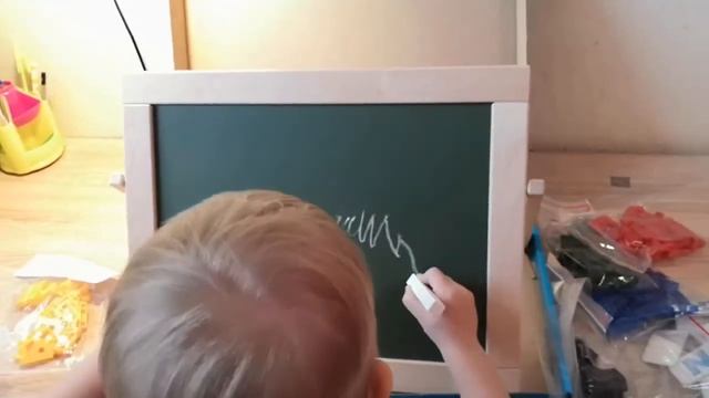 Десятое королевство, распаковка магнитно -маркерной доски №10 смотреть онлайн