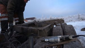 РАЗРЕЗАЛ НАДРАМНИК / ГОТОВЛЮСЬ К УСТАНОВКЕ КУЗОВА / ЖАЛЕЮ ЧТО СРАЗУ НЕ ПОЕХАЛ НА ВТОРЧЕРМЕТ