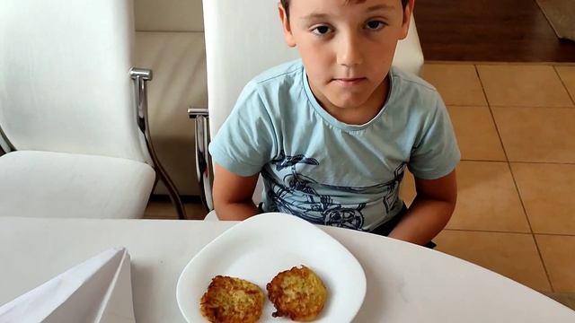 Кабачки 2 проверенных рецепта. Кабачковые палочки в кляре и кабачковые оладьи! Полюбят все!