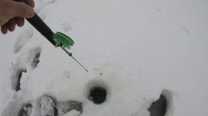 Ловля хариуса зимой на юге Пермского края.