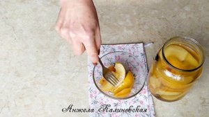 Этот торт стоит попробовать! Торт с пряной грушей, бисквитом на желтках и кремом из маскарпоне.