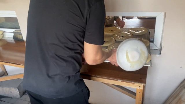 Лепёшки в тандыре С мясом делается только в Узбекистане во время Рамадана￼￼