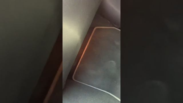 Donde esta la bateria auxiliar de Mercedes Clase B 180 смотреть онлайн