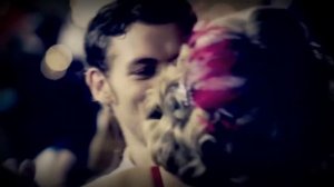 Клаус и Кэролайн-Не временно