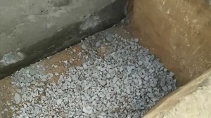 Заливаем септик из бетона.