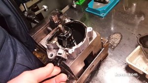 Причина попадания масла в топливо на Volkswagen Caddy 2.0d BST