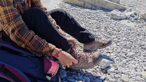 Как завязать шнурки, чтобы они не развалились #shorts #eriadventure