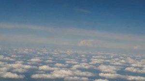 Вид из самолёта. Необычные вертикальные облака, странные реки и Москва СИТИ