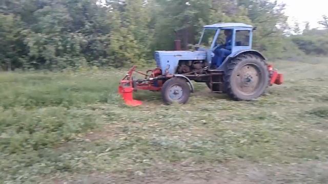 пробный запуск и регулировка тандема двух косилок на МТЗ-50 смотреть онлайн