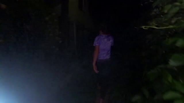 ВСТРЕТИЛИ СТРАШНУЮ БАБКУ В ЛАГЕРЕ!ЕЛЕ НОГИ УНЕСЛИ смотреть онлайн