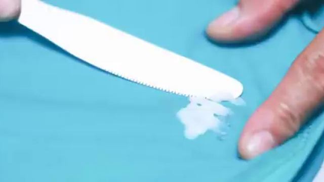 КАК ВЫВЕСТИ ВОСК С ОДЕЖДЫ смотреть онлайн