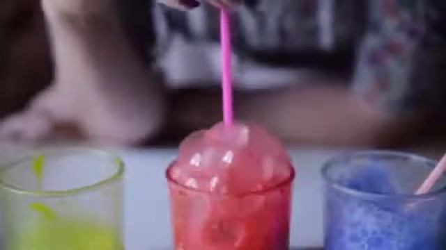 РИСУЕМ МЫЛЬНЫМИ ПУЗЫРЯМИ смотреть онлайн