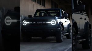 Светодиодные фары головного света серии NOVA от AlphaRex для автомобиля FORD Bronco