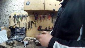 Самодельный съёмник для снятия ведомой звезды кик стартера 157 QMJ