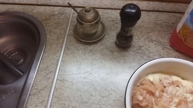 оладьи из куриного филе с майонезом или котлеты куриные рубленые. Видео рецепт. Идея для ужина