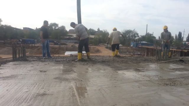 заливка пола бетоном смотреть онлайн