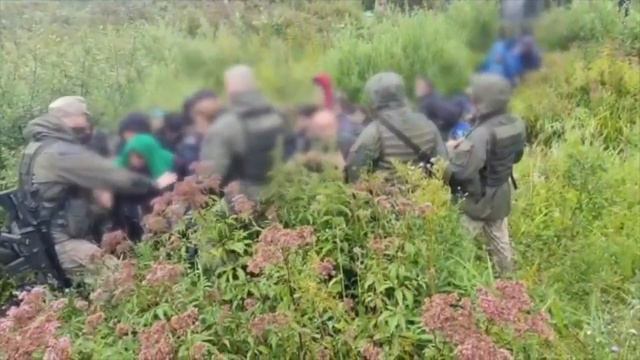 На литовско-белорусской границе произошла стычка. смотреть онлайн