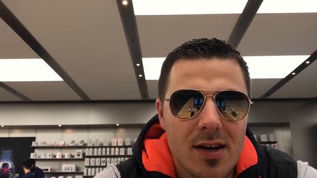 Покупка iPhone X и как работает система обмена телефонов в США смотреть онлайн