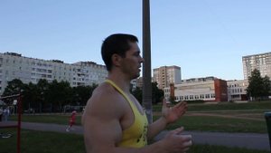 Отжимания на брусьях: трицепсы вырастут, если не делать 3 ОШИБКИ.