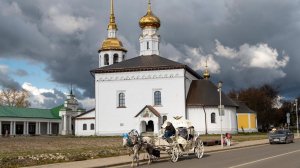 Чай с мятой и ромашкой в Суздале.