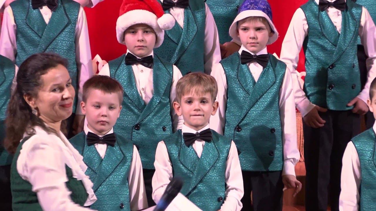 Новогодний концерт "Хора мальчиков" и хора "Ручеёк" смотреть онлайн