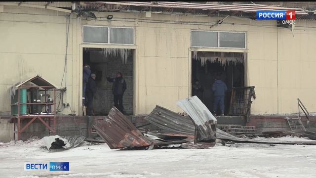 Установлены причины крупного пожара на складе в Старом Кировске