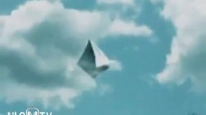 Пирамиды в небе.