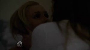 Hayden Panettiere & Madeline Zima Kiss