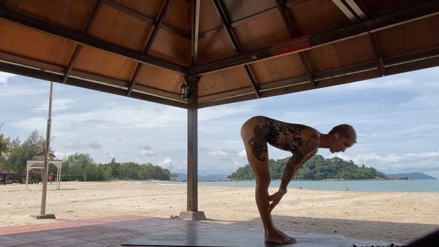 Йога на Пляже смотреть онлайн