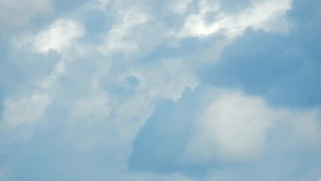 Вертолёты летят на репетицию парада / Helicopters are at the military parade rehearsal - 07.05.2021 смотреть онлайн